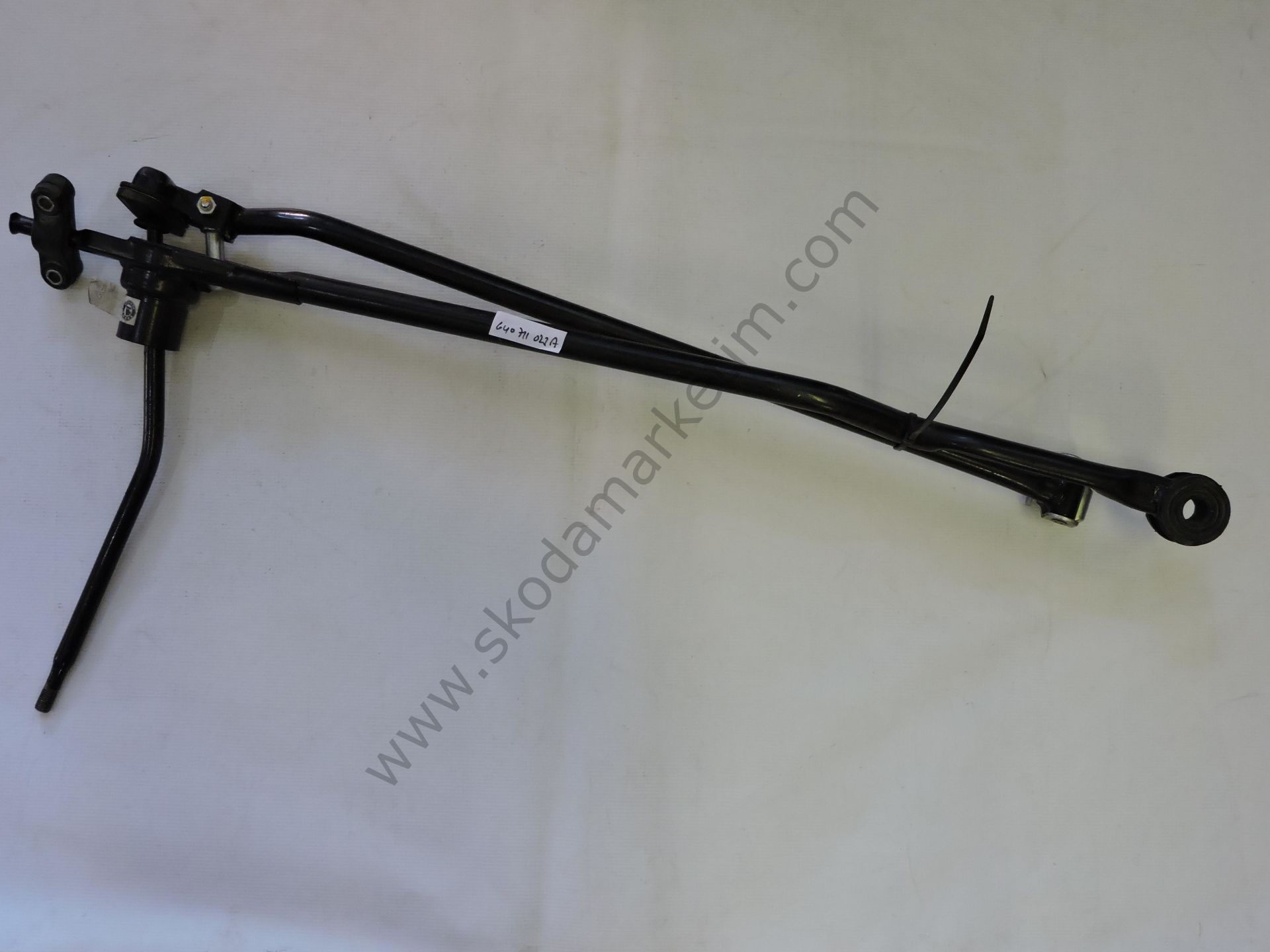 ŞANZIMAN VİTES HAREKET MİLİ KOMPLE FELİCİA ALT+ÜST 96>01--6U0711023