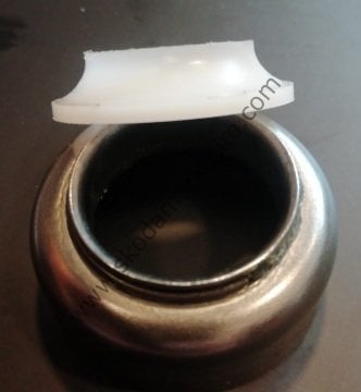 DIREKSIYON MILI RULMAN PLASTİK BURCU FAVORIT FELICIA FORMAN PICK-UP-113508500