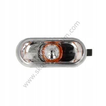 Çamurluk Sinyal Sağ-Sol Toledo 98>06 / Cordoba 02>09 / Golf IV 98>06 / Multivan T5 03>15 / Amarok 10> | 7E0949117
