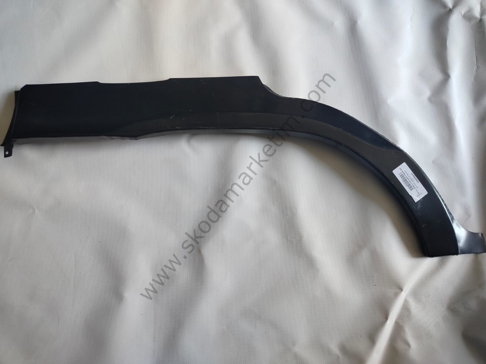 Çamurluk Agzı  Sac Arka Sağ Felicia | 6U6809606 — SKODA