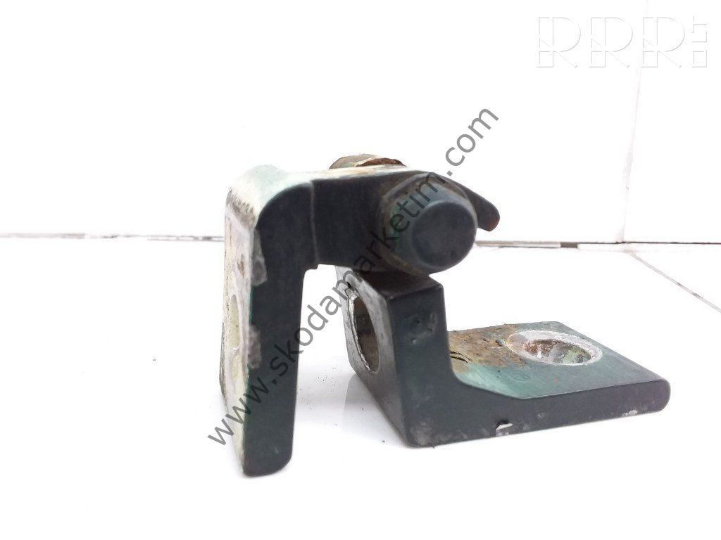 KAPI,MENTEŞESİ,ÖN,SOL,ALT,FABİA 00>08 --6Y0831411C