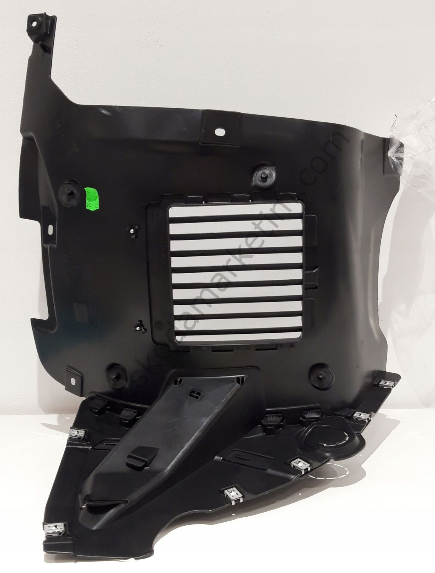 SEAT LEON ÇAMURLUK DAVLUMBAZ ÖNÜN ÖNÜ SAĞ 2020-2023-İTHAL- 5FA854816AE-GKL295781