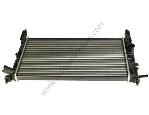 MGA 80446 | Su Radyatörü (VW CADDY 04-11 GOLF 04-09  PASSAT 06-15  AUDI A3 04-08  SEAT LEON 06-13)