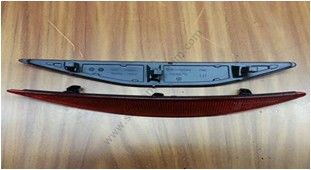 REFLEKTOR ARKA TAMPON KARARTILMIS SAG GOLF7 2013-2017--GKL292047-5G0945106A