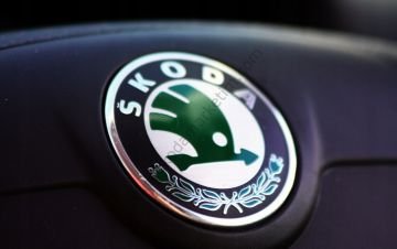 Ön Amblem 9MM 3T0853621-3U0853621 FABIA 07-15 OCTAVIA 04-13 RAPID 12-16 ROOMSTER 06-16 SUPERB 02-08 YETI 10-13