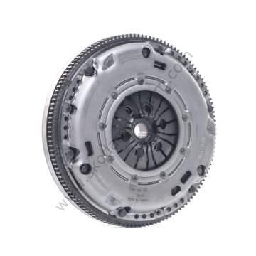 SACHS | VOLANTLI DEBRİYAJ SETİ GOLF 96-05 PASSAT 94-97  POLO CLS 97-02  AUDI A3 97-02  SEAT LEON  00-06