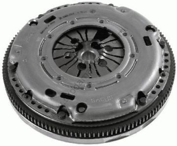 SACHS | VOLANTLI DEBRİYAJ SETİ GOLF 96-05 PASSAT 94-97  POLO CLS 97-02  AUDI A3 97-02  SEAT LEON  00-06