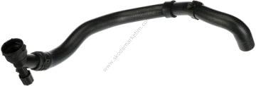 Radyatör Alt Hortumu Fabia 99>14 / Polo 02> / Cordoba 2 02>09 / İbiza 3  02>09--6Q0121051BH