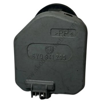 Far Seviye Ayar Motoru Skoda Fabia 06> | 6Y0941295